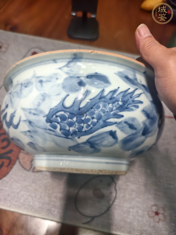 古玩陶瓷清康熙青花云龍趕珠紋香爐真品鑒賞圖