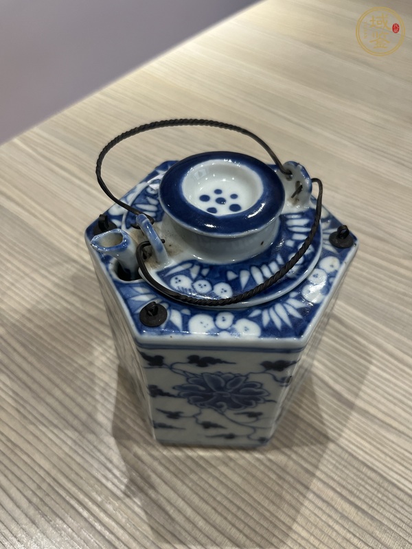 古玩陶瓷青花纏枝花卉紋玲瓏瓷溫酒器真品鑒賞圖