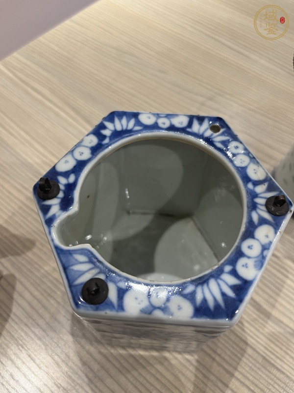 古玩陶瓷青花纏枝花卉紋玲瓏瓷溫酒器真品鑒賞圖