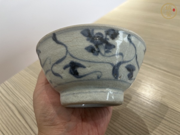 古玩陶瓷青花靈芝花卉紋茶碗真品鑒賞圖