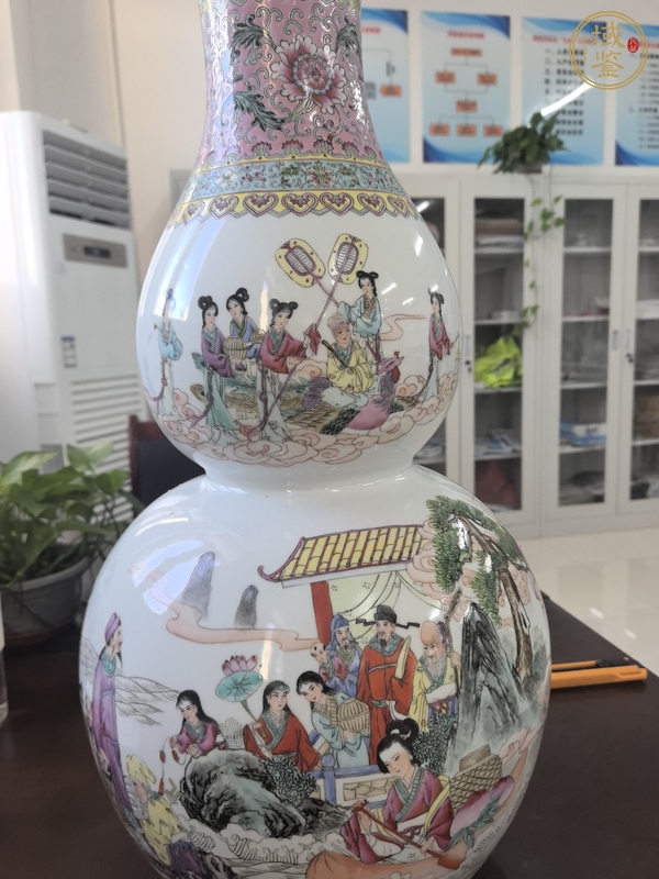 古玩粉彩祝壽圖葫蘆瓶真品鑒賞圖