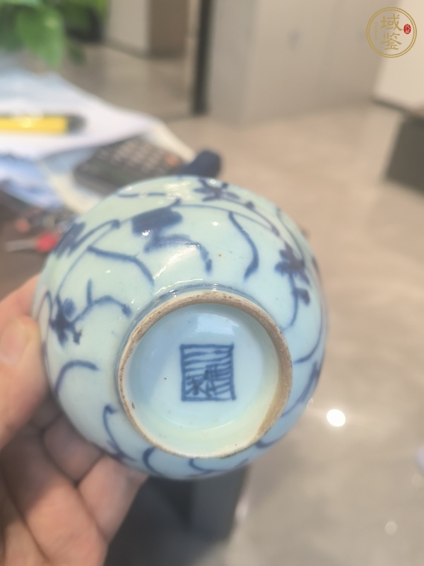 古玩陶瓷青花靈芝花卉紋杯真品鑒賞圖