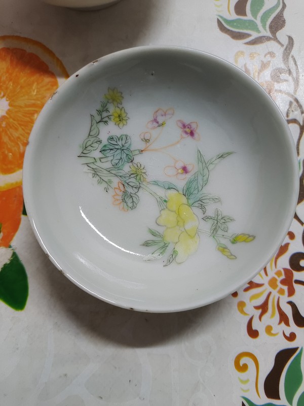古玩陶瓷粉彩虞美人花卉紋碟拍賣,當前價格2800元