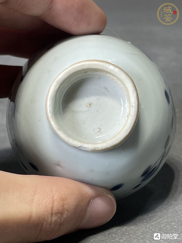 古玩陶瓷清中期青花杯真品鑒賞圖