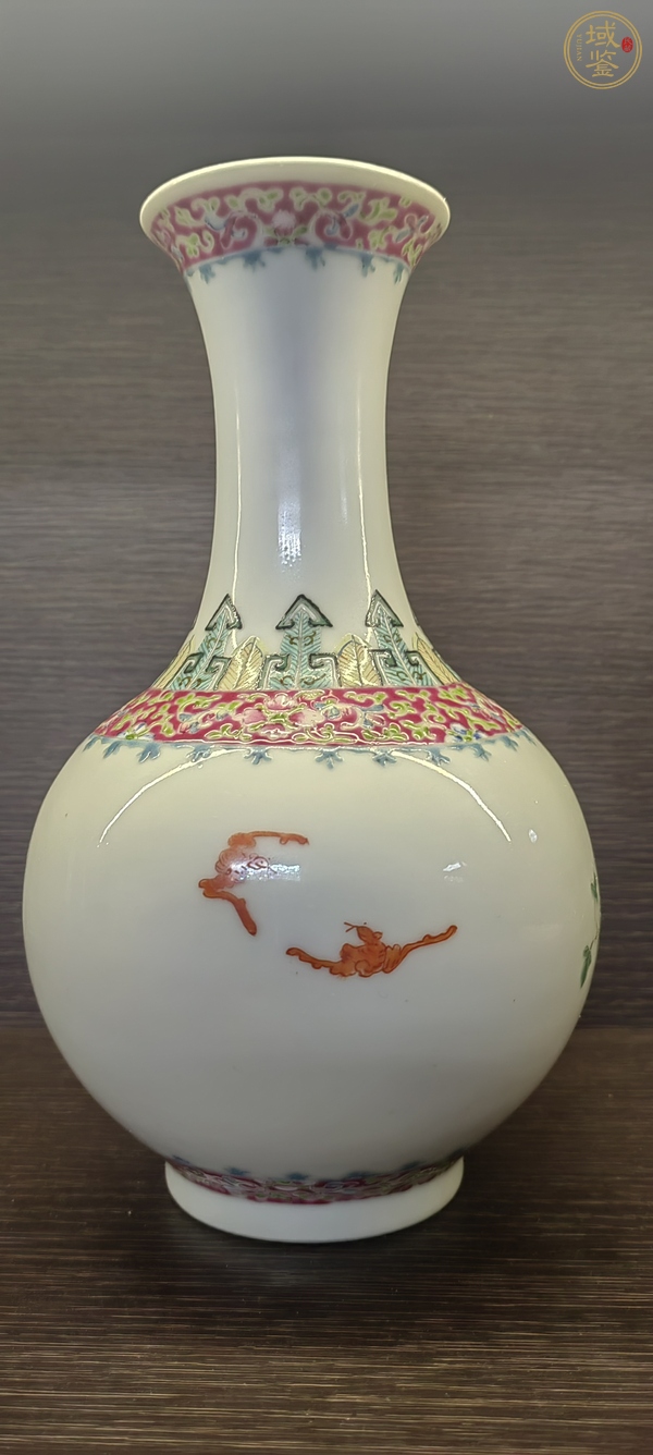 古玩陶瓷粉彩賞瓶真品鑒賞圖