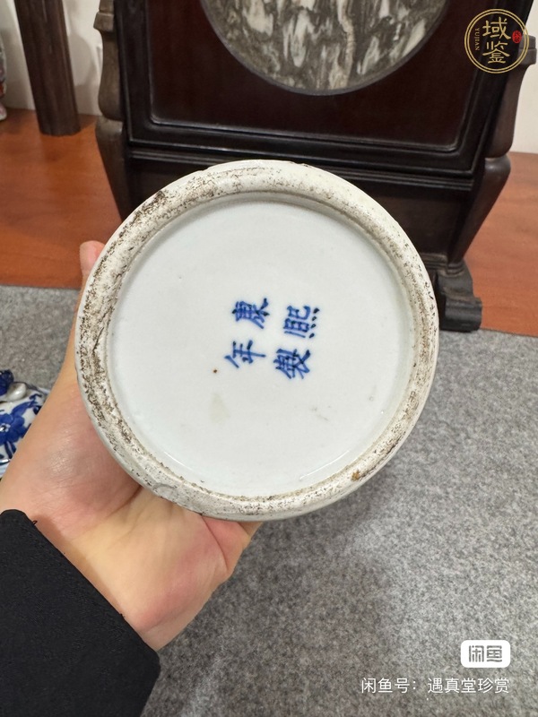 古玩陶瓷青花纏枝花卉紋雞腿瓶真品鑒賞圖