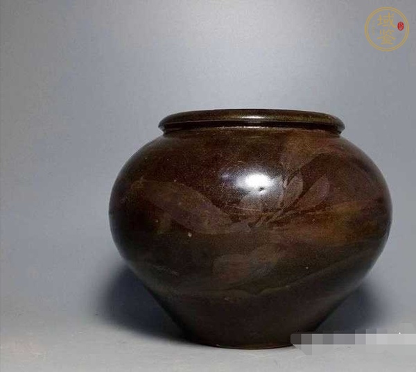 古玩陶瓷茶葉末釉釉鐵銹斑花卉紋茶入真品鑒賞圖