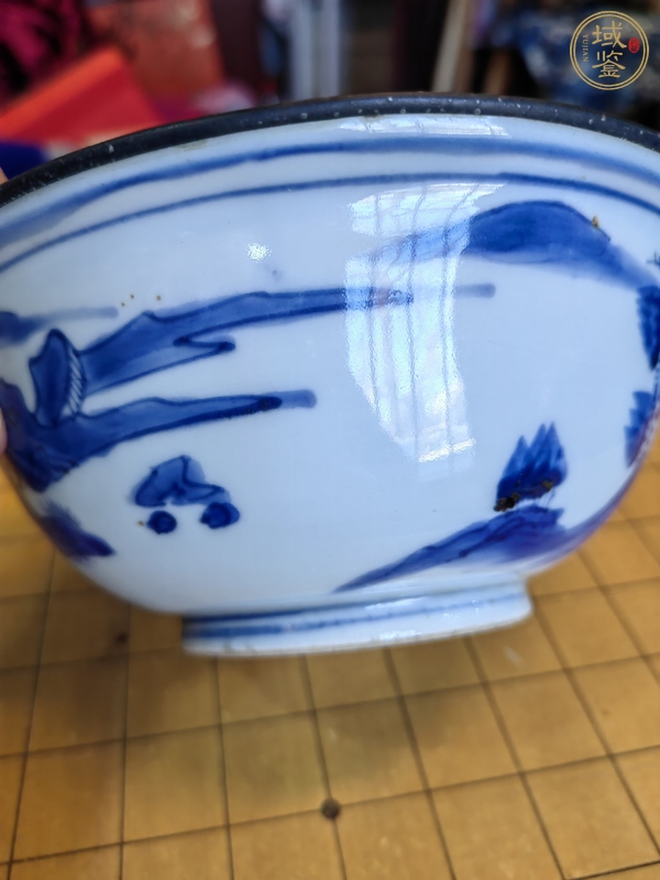 古玩陶瓷山水紋青花碗真品鑒賞圖