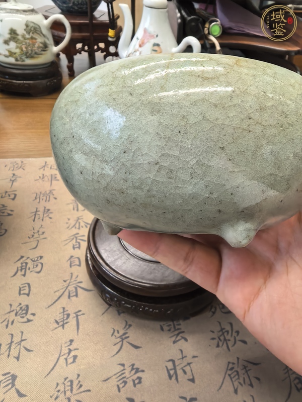 古玩陶瓷郎綠釉三足爐真品鑒賞圖