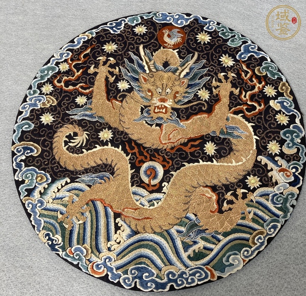 古玩雜項(xiàng)龍紋繡片真品鑒賞圖