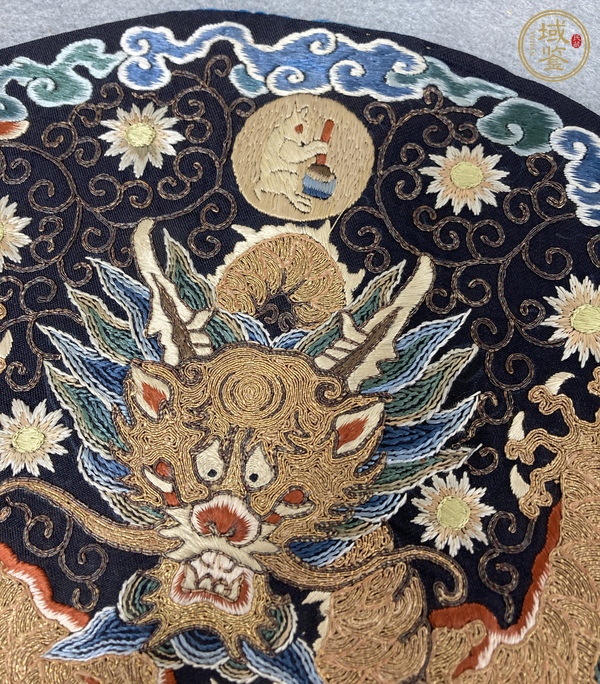 古玩雜項(xiàng)龍紋繡片真品鑒賞圖