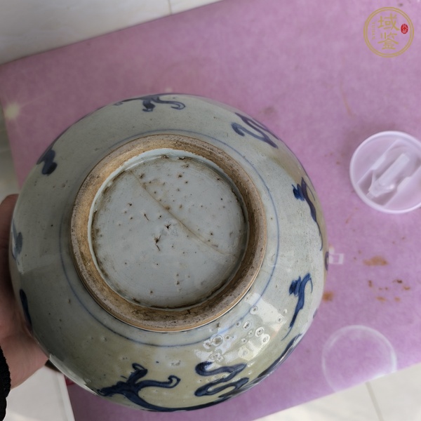 古玩陶瓷青花趕珠龍紋香爐真品鑒賞圖