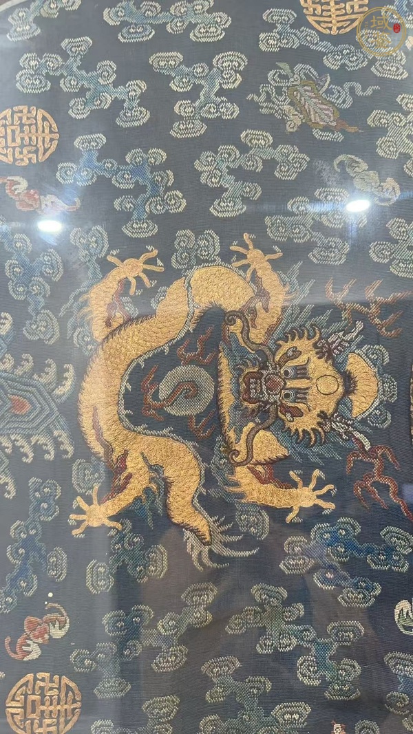 古玩雜項(xiàng)龍紋繡片掛屏真品鑒賞圖