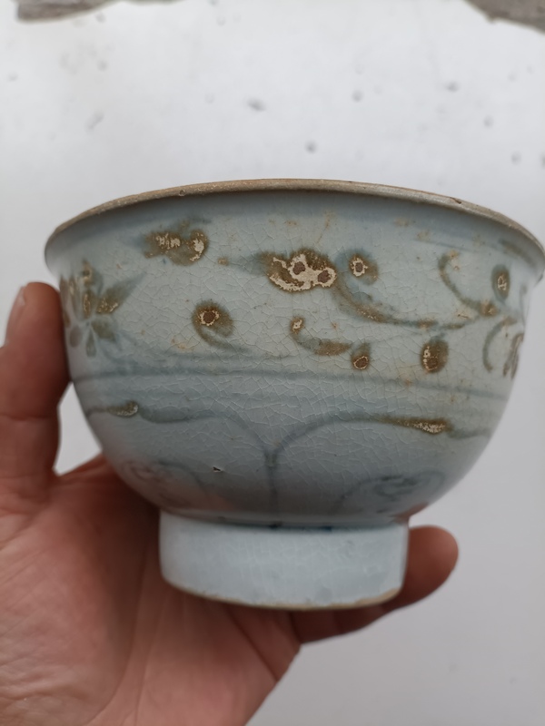 古玩陶瓷元青花花卉紋碗拍賣(mài),當(dāng)前價(jià)格1888元