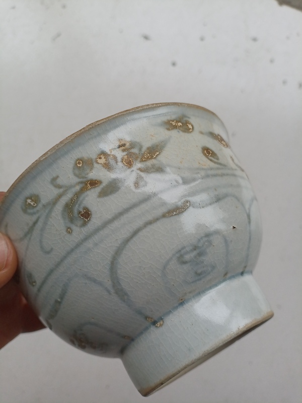 古玩陶瓷元青花花卉紋碗拍賣(mài),當(dāng)前價(jià)格1888元