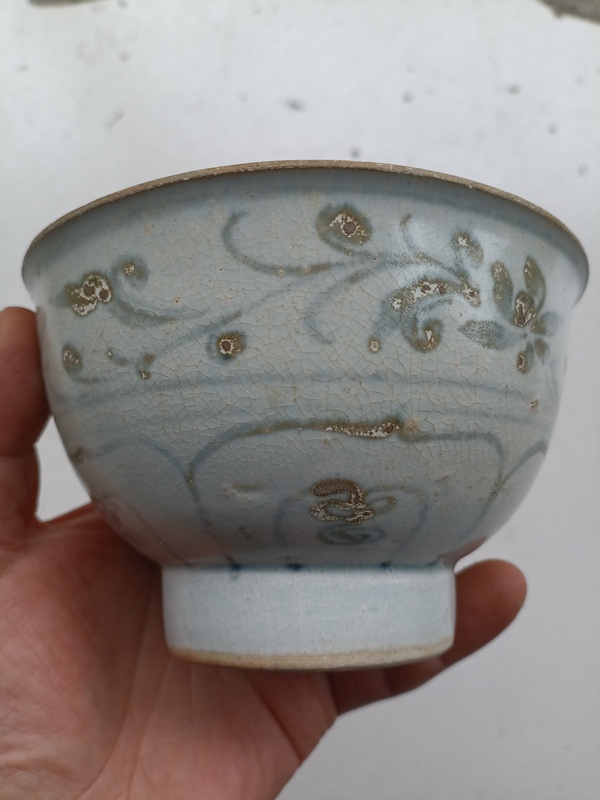古玩陶瓷元青花花卉紋碗拍賣(mài),當(dāng)前價(jià)格1888元