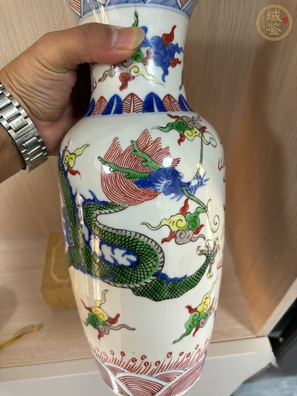 古玩陶瓷青花五彩瓶真品鑒賞圖