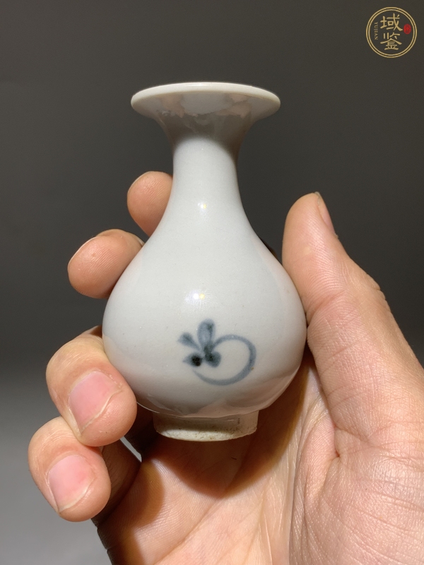 古玩陶瓷青花花卉紋玉壺春瓶真品鑒賞圖