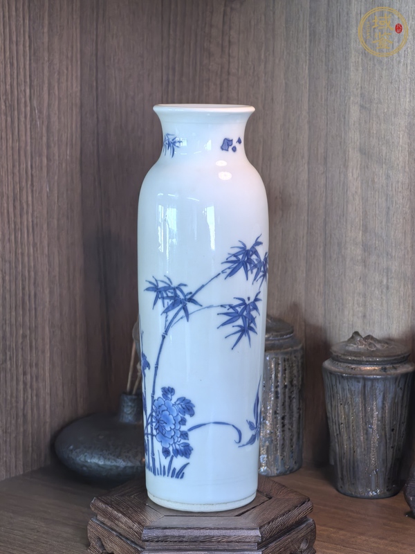 古玩陶瓷青花花鳥紋筒瓶，疑似修真品鑒賞圖