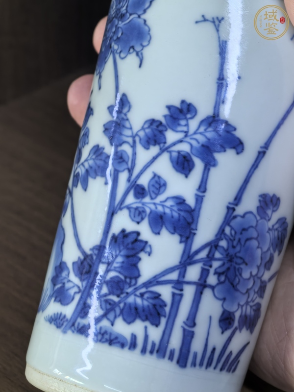 古玩陶瓷青花花鳥紋筒瓶，疑似修真品鑒賞圖