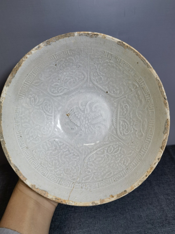 古玩轉賣【精品】南宋青白釉花卉紋面包碗拍賣，當前價格8500元