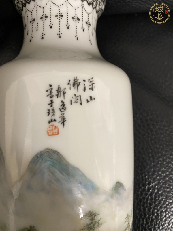 古玩陶瓷淺絳彩山水紋棒槌瓶真品鑒賞圖