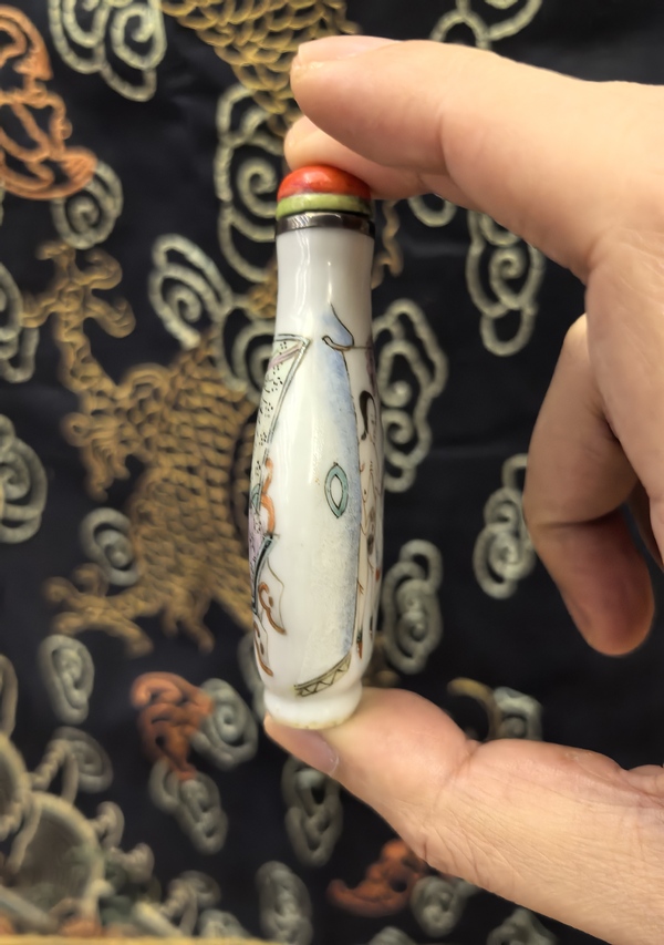古玩陶瓷粉彩春宮鼻煙壺拍賣,當前價格18888元