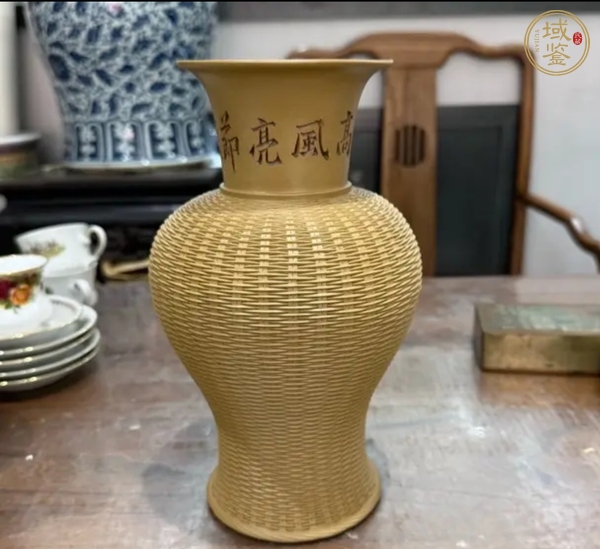 古玩陶瓷仿生瓷塑瓶真品鑒賞圖