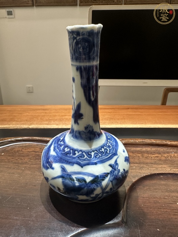 古玩陶瓷青花花鳥紋長頸瓶真品鑒賞圖