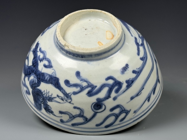 古玩陶瓷明晚期·青花龍鳳呈祥紋碗拍賣，當(dāng)前價格3724元