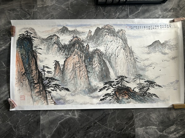 古玩轉(zhuǎn)賣李鈞峰《寫意山水》拍賣，當前價格1800元