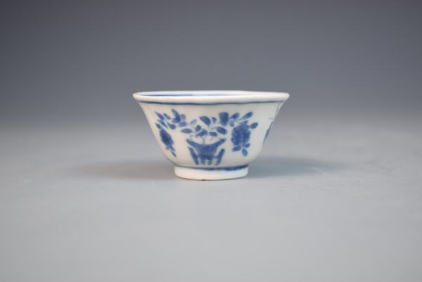 古玩陶瓷清康熙青花花鳥瑞獸紋杯拍賣,當前價格433元