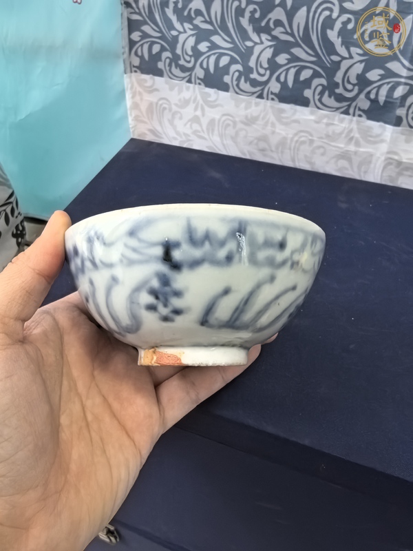 古玩陶瓷青花飛馬紋茶碗真品鑒賞圖