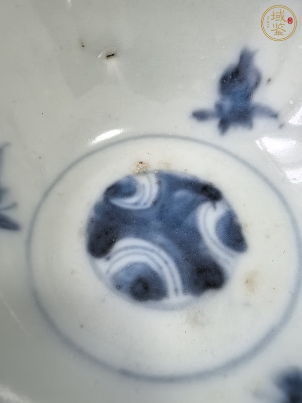 古玩陶瓷青花飛馬紋茶碗真品鑒賞圖