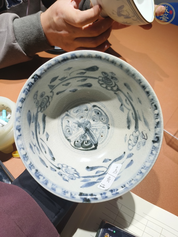 古玩陶瓷青花碗真品鑒賞圖