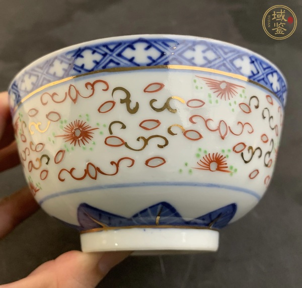 古玩陶瓷青花加彩玲瓏瓷碗真品鑒賞圖