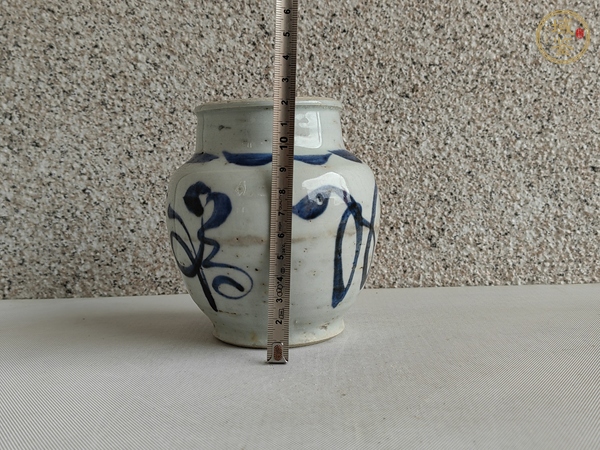 古玩陶瓷青花福字罐真品鑒賞圖