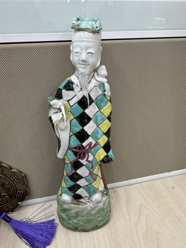 古玩陶瓷粉彩人物造像拍賣,當前價格3500元