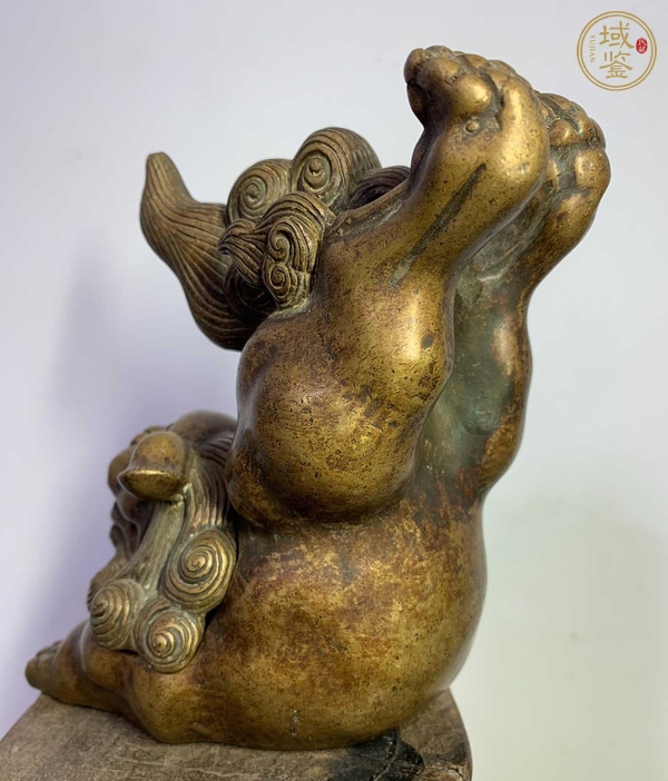 古玩銅器獅子真品鑒賞圖