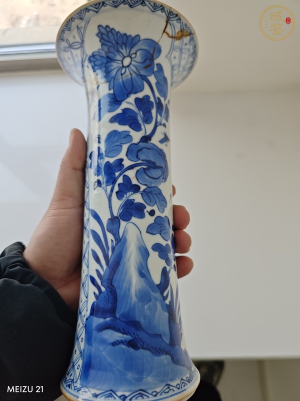 古玩陶瓷青花花卉紋花觚真品鑒賞圖