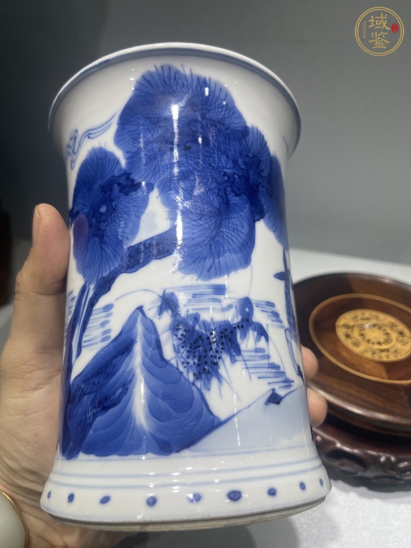 古玩陶瓷青花筆筒真品鑒賞圖