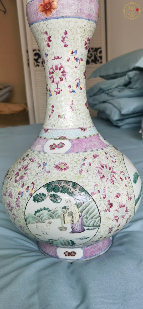 古玩陶瓷粉彩花卉開窗人物蒜頭瓶真品鑒賞圖