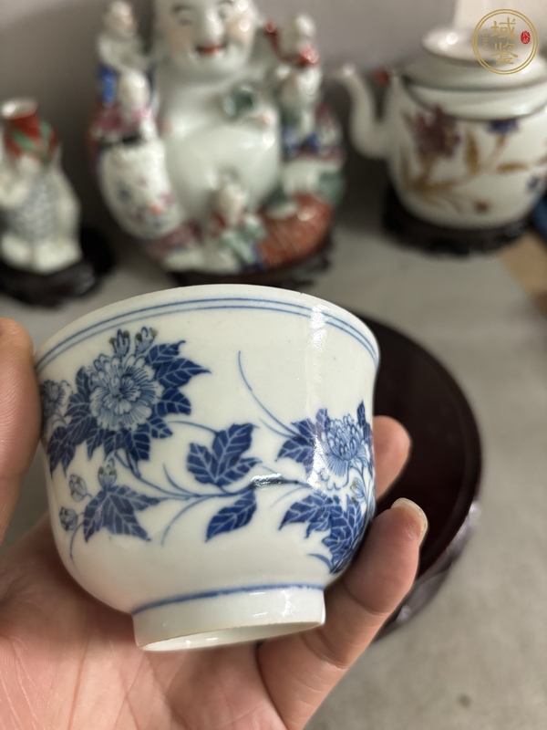 古玩陶瓷青花花卉詩文仰鐘杯真品鑒賞圖