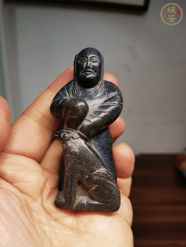 古玩玉器石雕刻人物擺件真品鑒賞圖