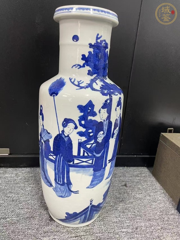 古玩仕女紋青花棒槌瓶真品鑒賞圖