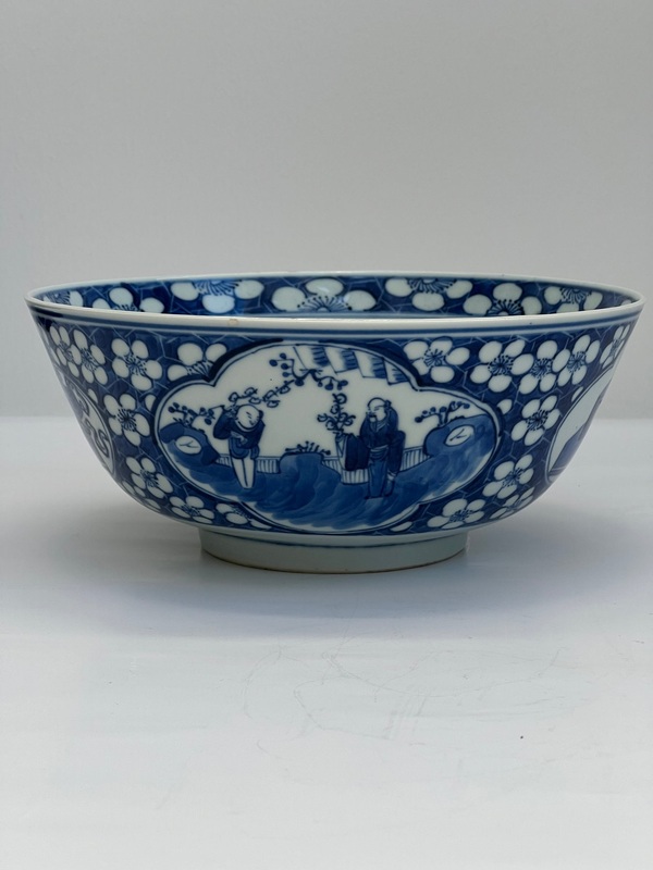 古玩轉(zhuǎn)賣青花冰梅開窗人物故事紋碗拍賣，當前價格399元