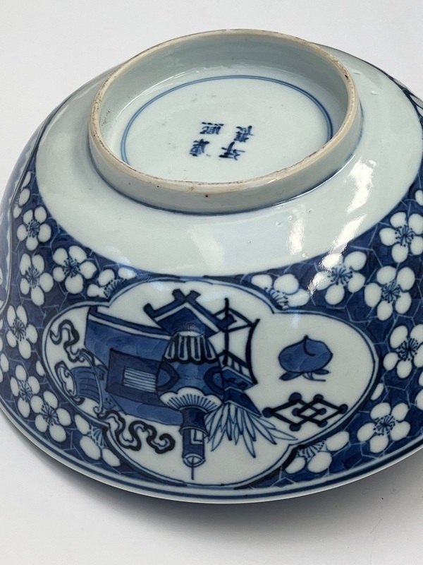古玩陶瓷青花冰梅開窗人物故事紋碗拍賣，當(dāng)前價(jià)格3280元