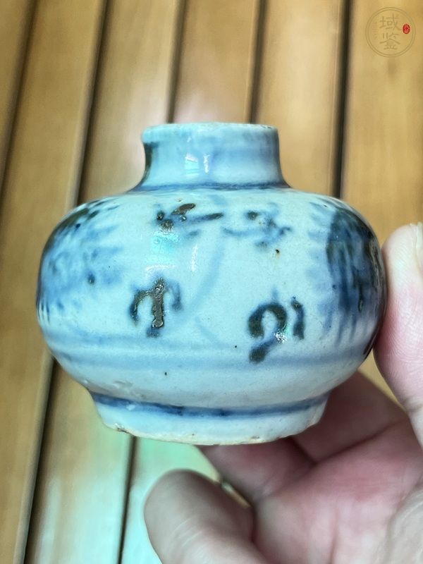 古玩陶瓷青花花卉紋水盂真品鑒賞圖