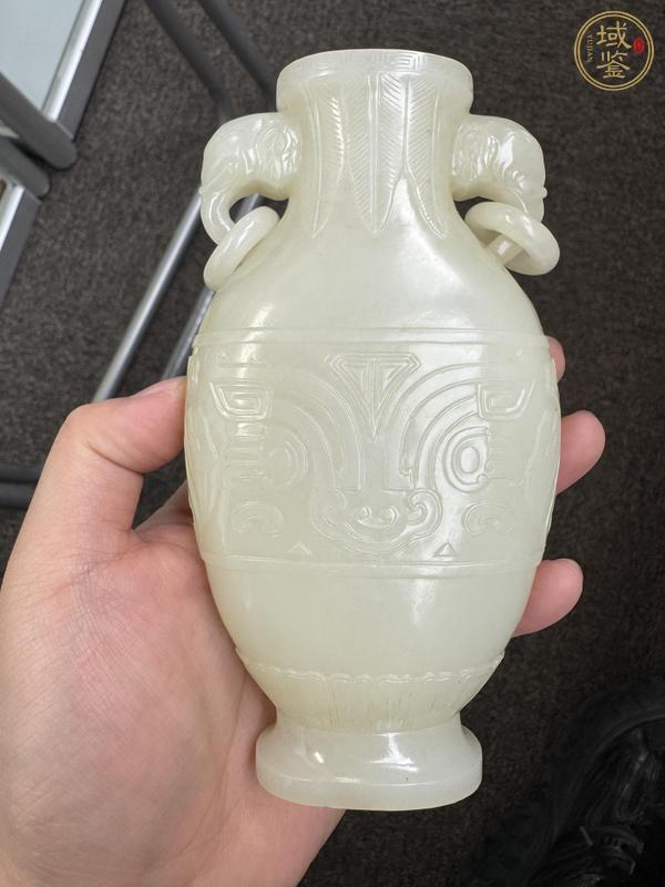 古玩玉器和田玉雕象耳瓶真品鑒賞圖