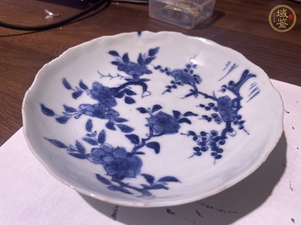 古玩陶瓷青花花卉盤真品鑒賞圖